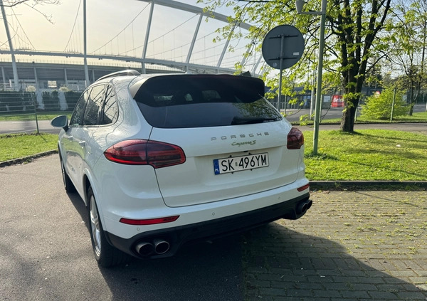 Porsche Cayenne cena 154900 przebieg: 105000, rok produkcji 2017 z Katowice małe 781